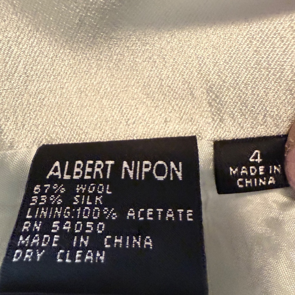 Albert Nipon Suit - image 5